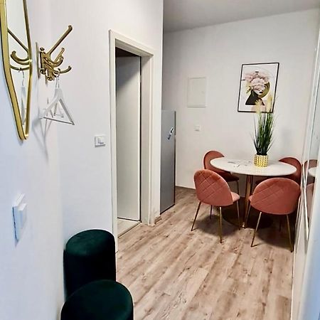 Ljubljana Central Lux Apartment With Free Parking Buitenkant foto
